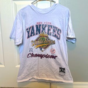 New York Yankees shirt